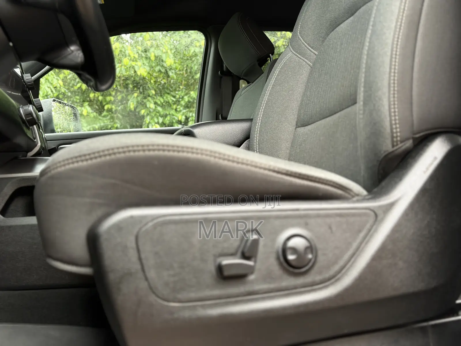 Dodge RAM 2022 Silver