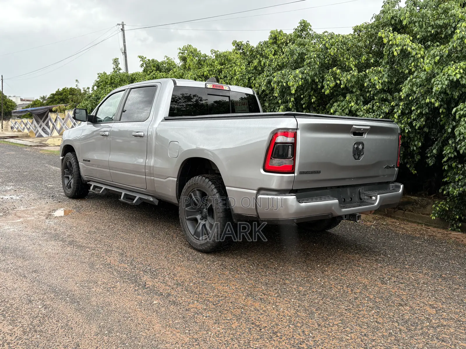 Dodge RAM 2022 Silver