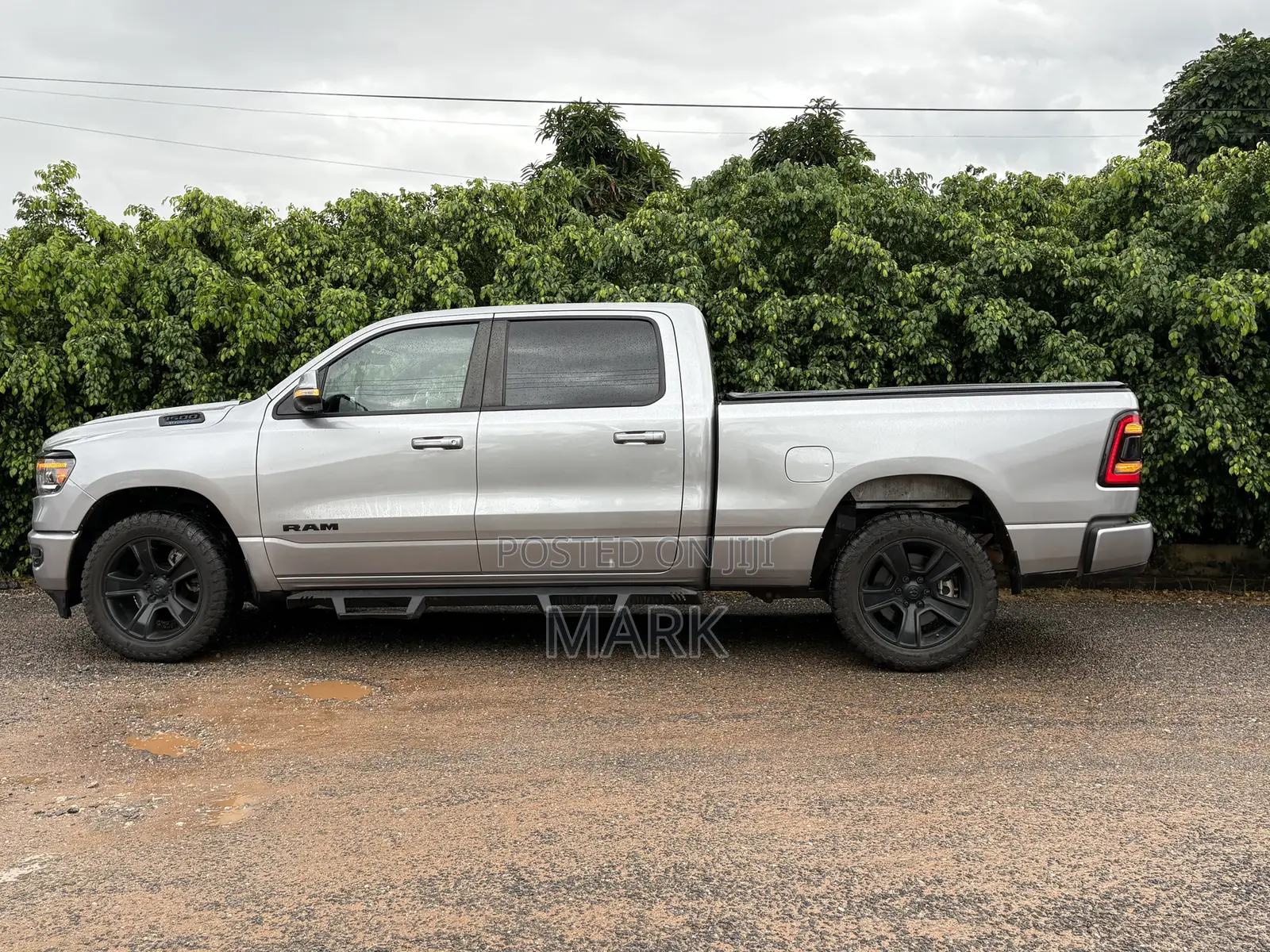 Dodge RAM 2022 Silver
