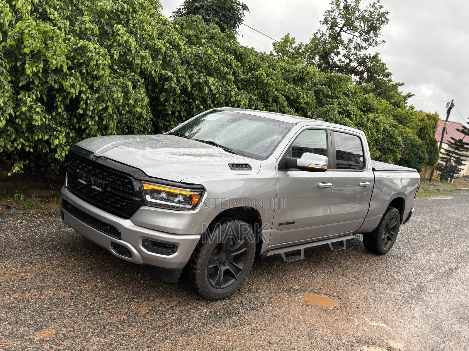 Dodge RAM 2022 Silver