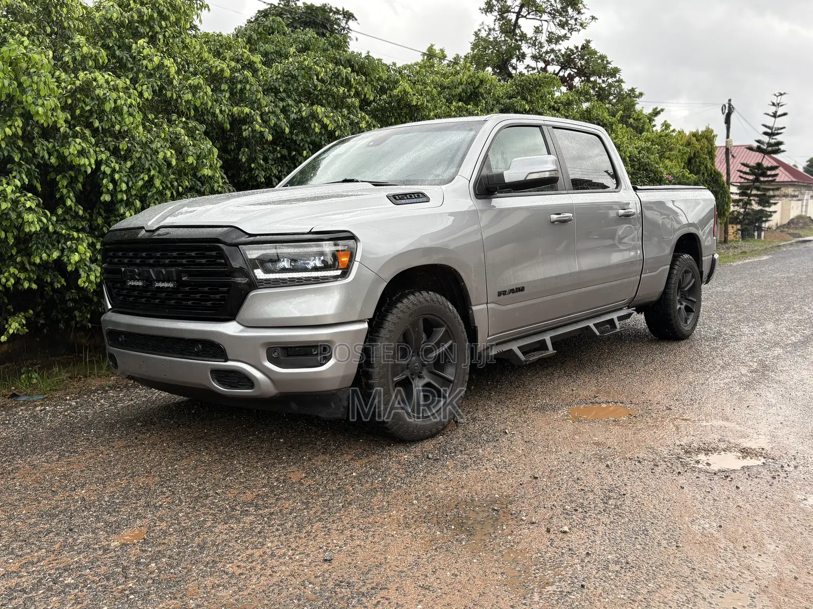 Dodge RAM 2022 Silver
