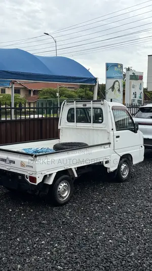Subaru Mini 2009 White