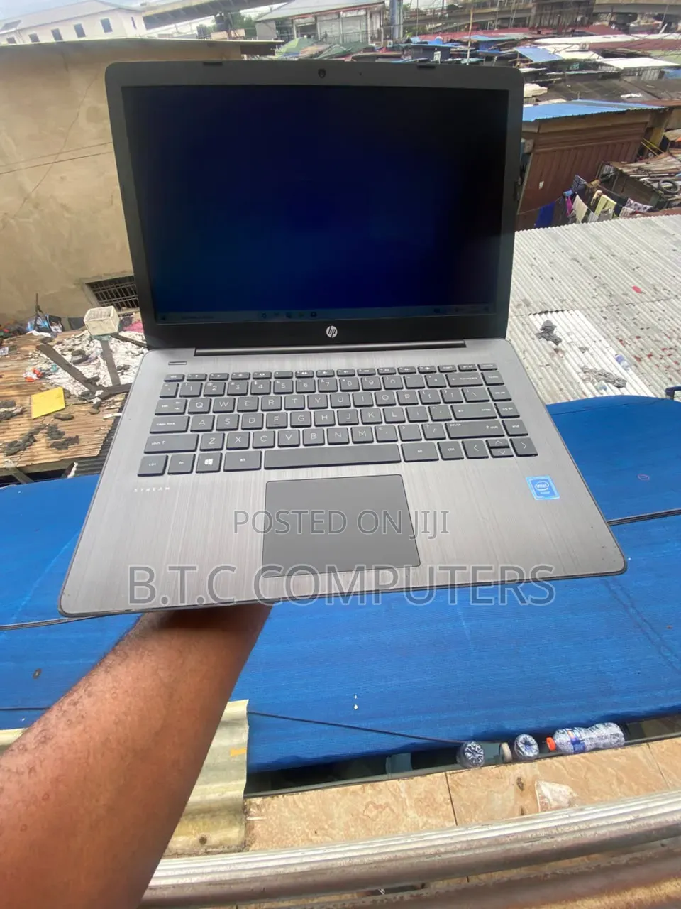 Laptop HP Stream Laptop 4GB Intel Celeron SSD 32GB