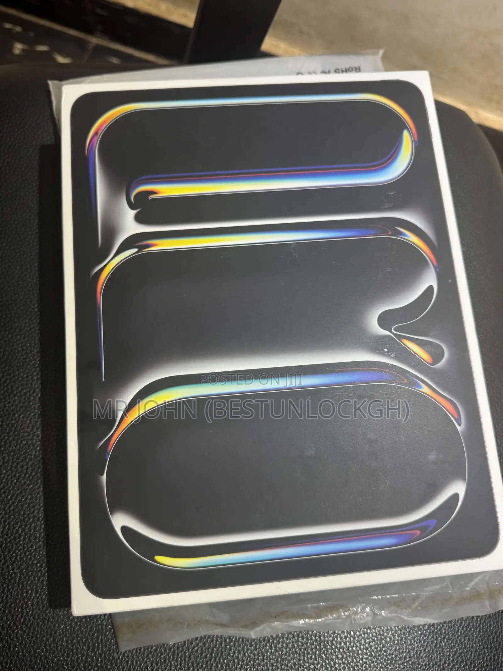 New Apple iPad Pro 13 (2025) 256 GB Black