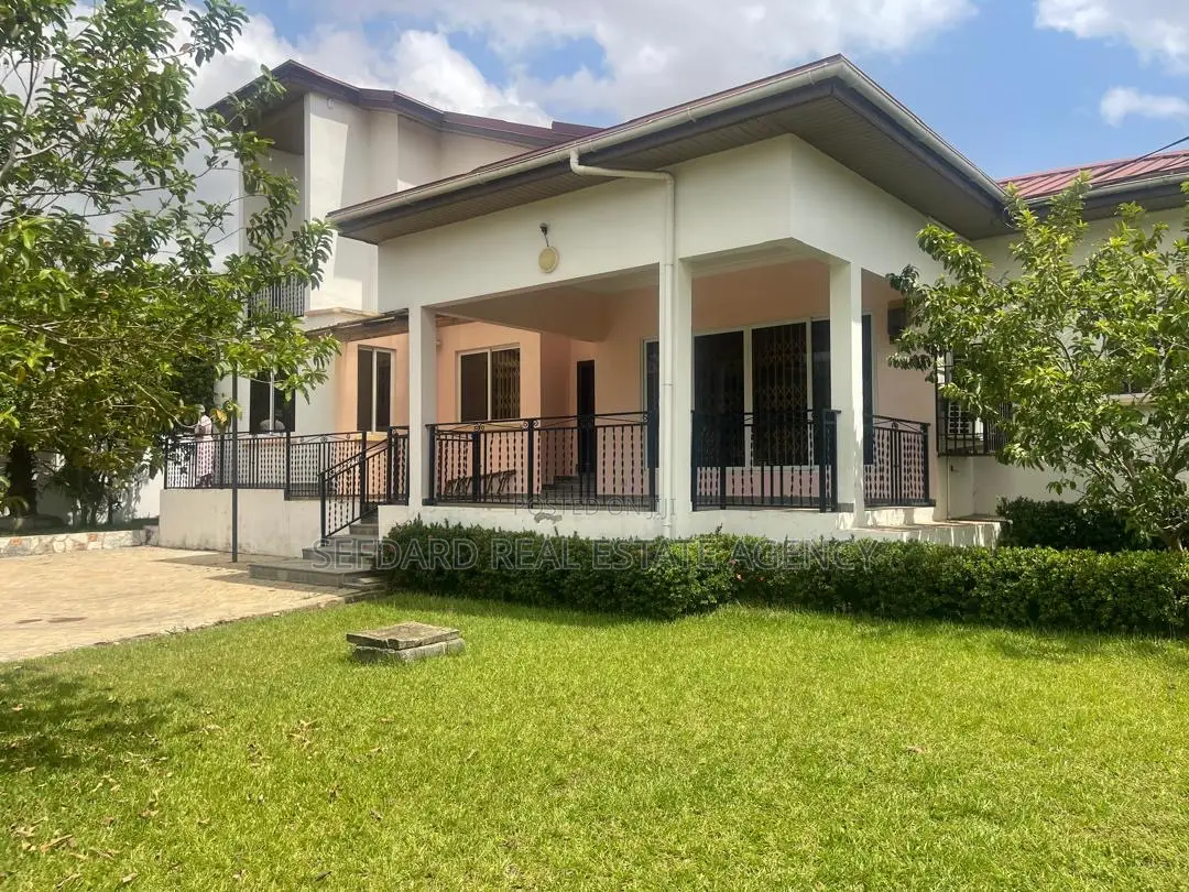 7bdrm House in Sefdard Properties, Kwabenya for rent