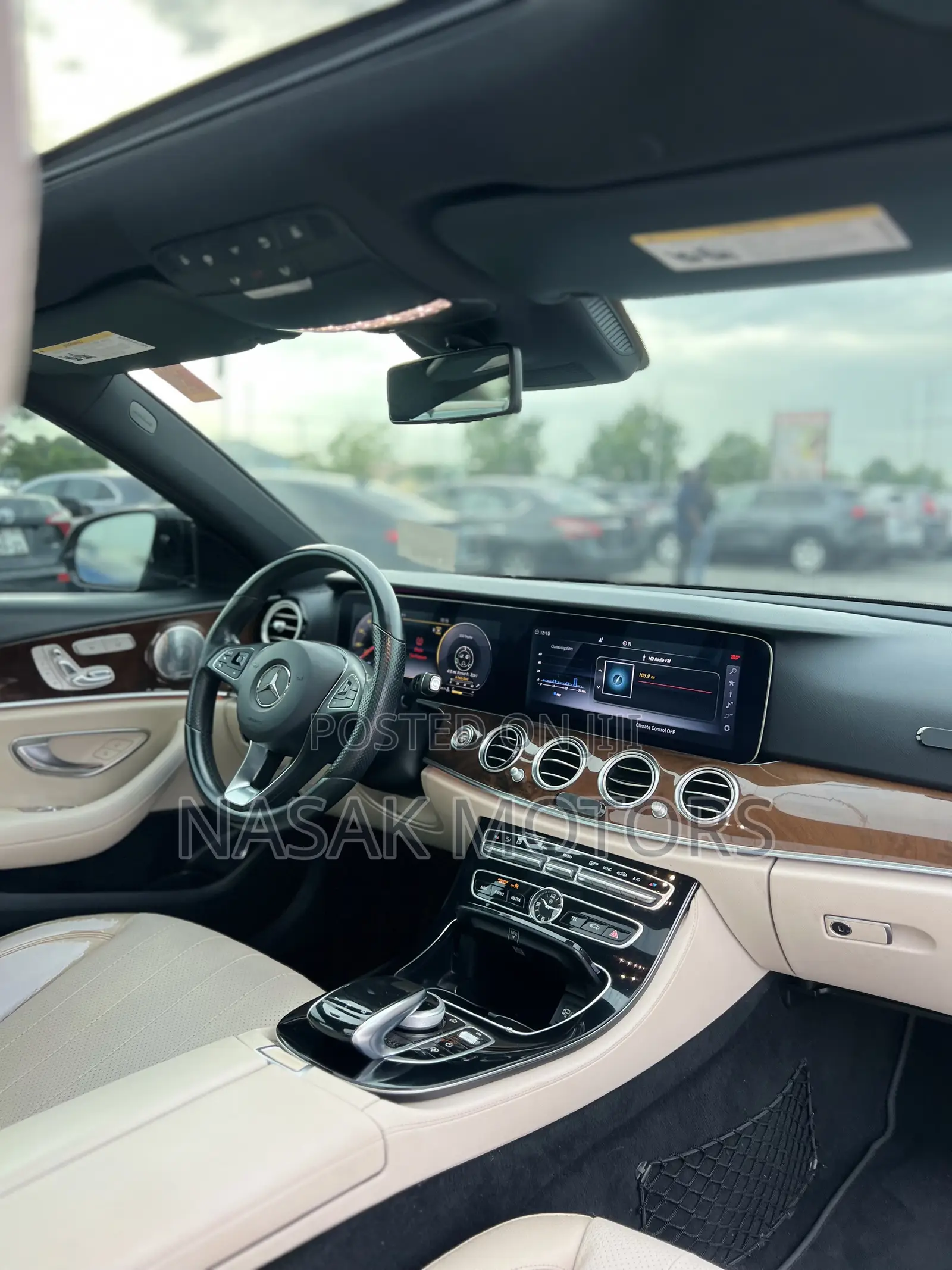 Mercedes-Benz E300 4Matic AWD Sedan (2.0L 4cyl 9A) 2017 Black