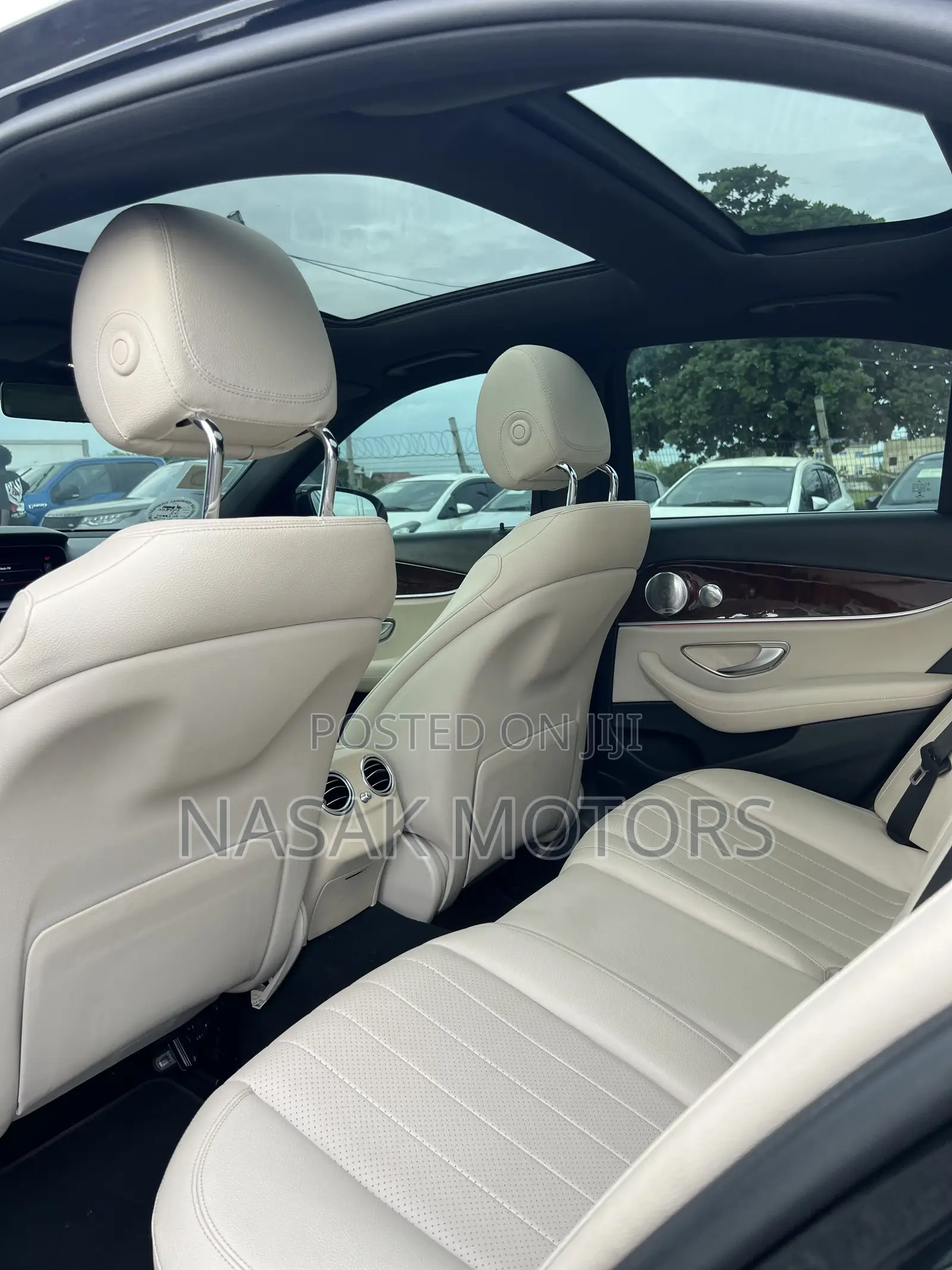 Mercedes-Benz E300 4Matic AWD Sedan (2.0L 4cyl 9A) 2017 Black