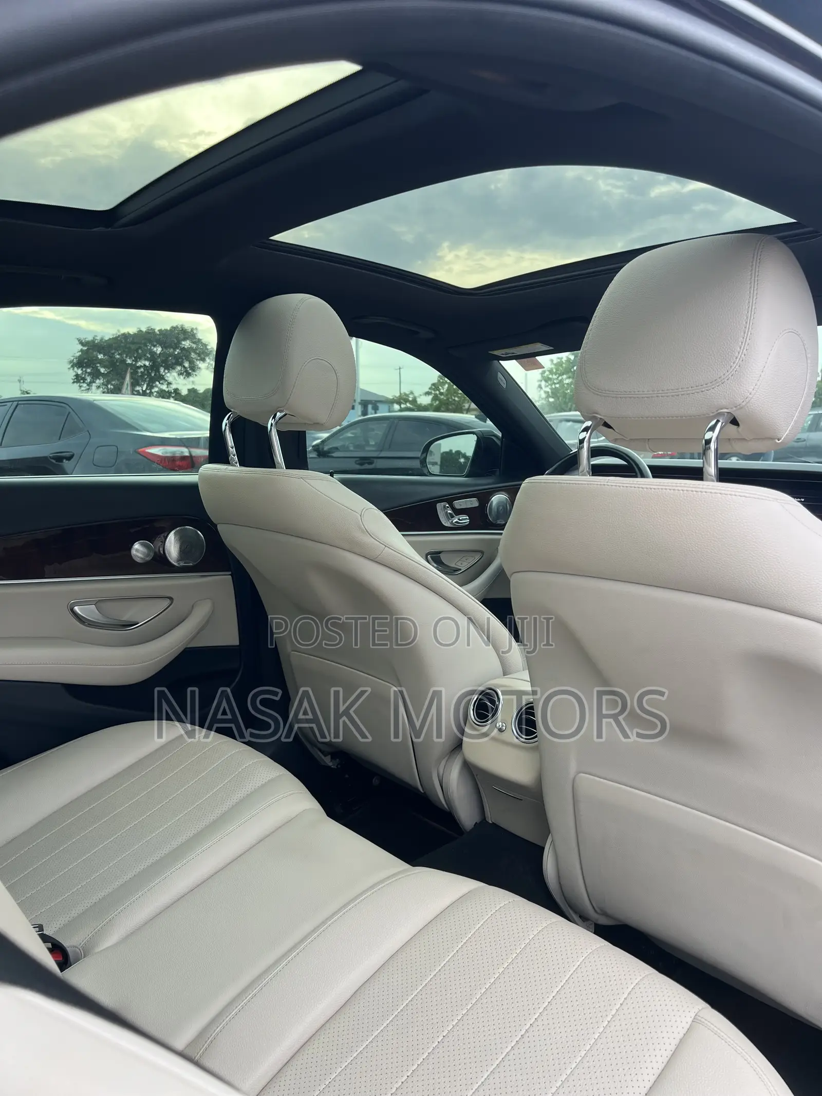 Mercedes-Benz E300 4Matic AWD Sedan (2.0L 4cyl 9A) 2017 Black