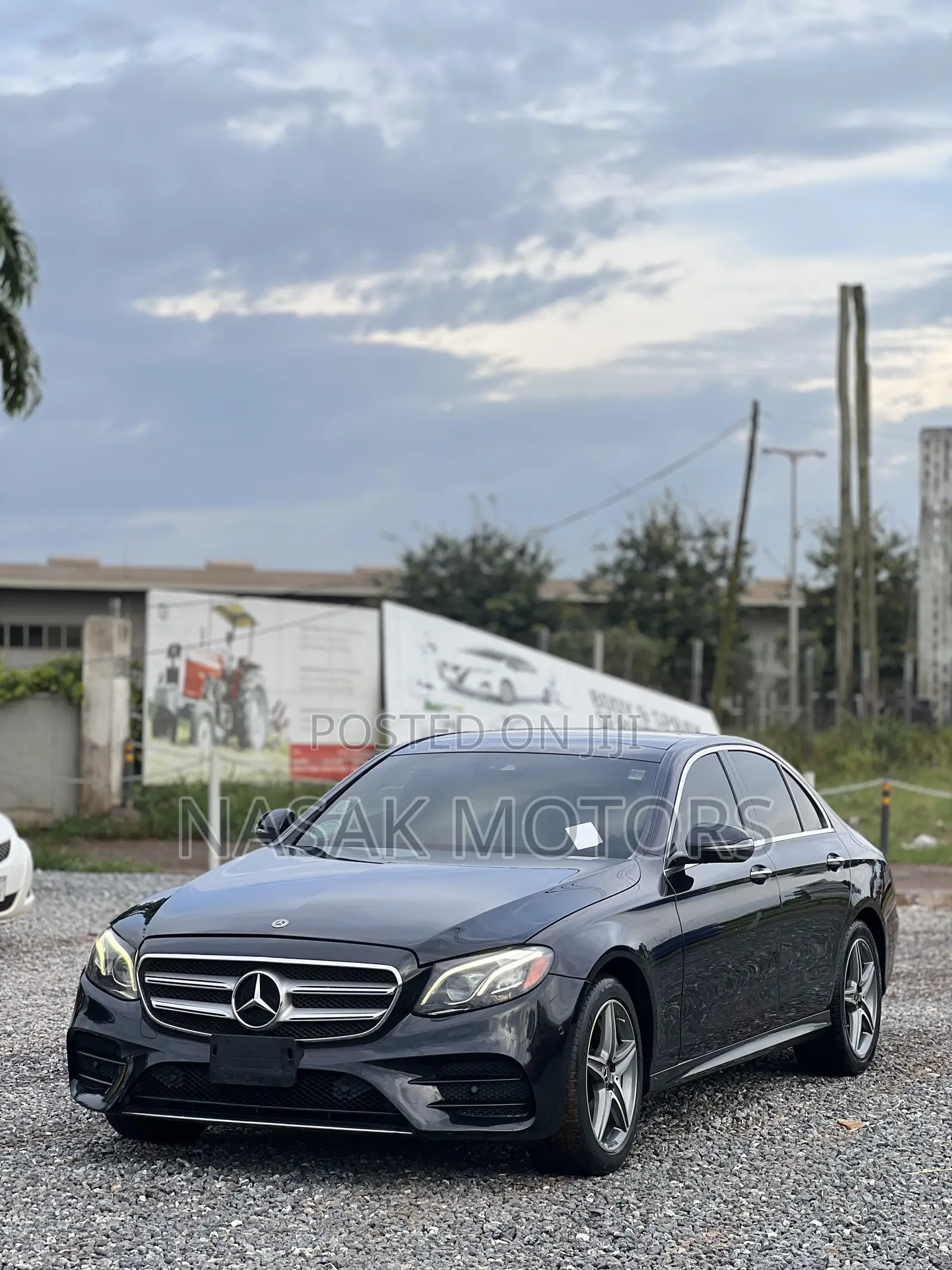 Mercedes-Benz E300 4Matic AWD Sedan (2.0L 4cyl 9A) 2017 Black