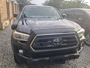 Toyota Tacoma 2022 Black