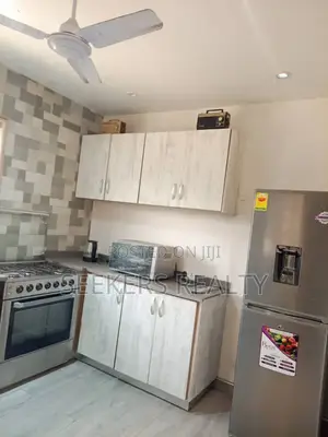 Furnished 2bdrm Apartment in Seekers Realty, Oxford Street for rent