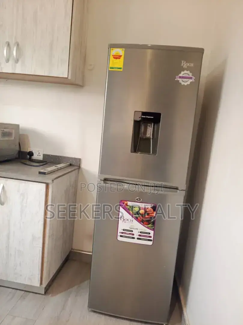 Furnished 2bdrm Apartment in Seekers Realty, Oxford Street for rent