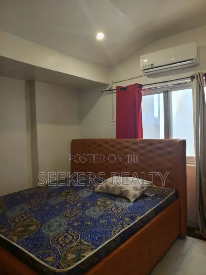 Furnished 2bdrm Apartment in Seekers Realty, Oxford Street for rent