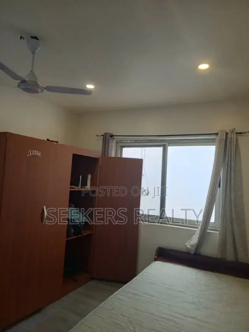 Furnished 2bdrm Apartment in Seekers Realty, Oxford Street for rent