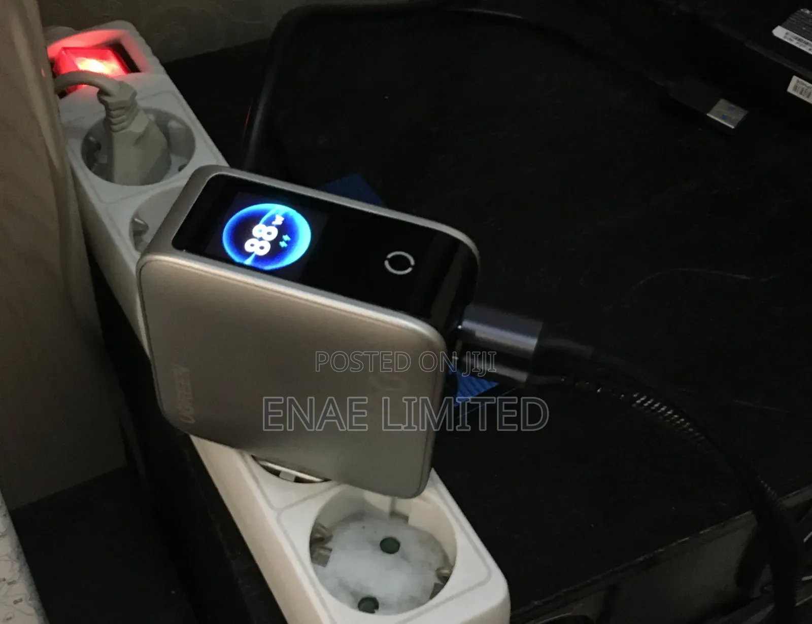Ugreen 160w Laptop/Phone Charger With Multi Ports (Usb C And A)