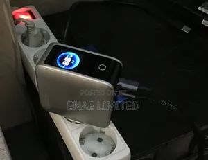 Ugreen 160w Laptop/Phone Charger With Multi Ports (Usb C And A)