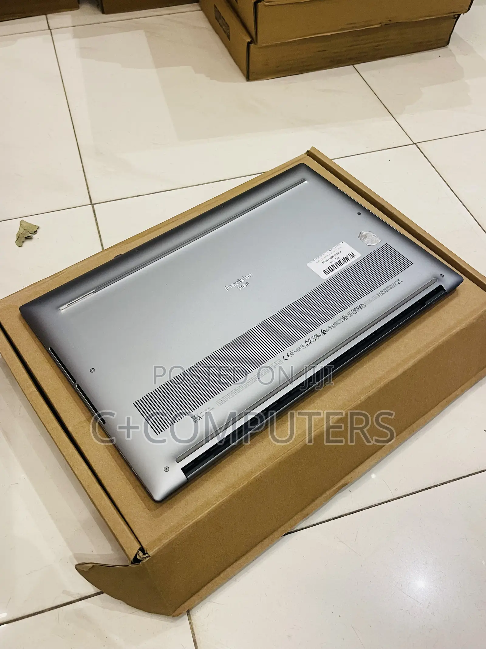 New Laptop Dell Precision 5560 16GB Intel Core i7 SSD 512GB