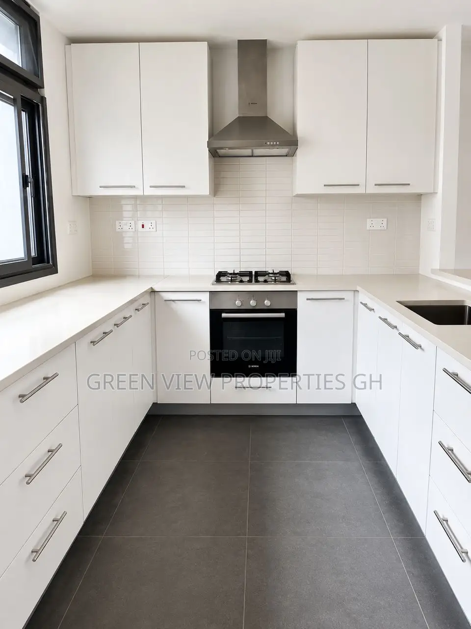 2bdrm Townhouse / Terrace in Oyarifa for rent