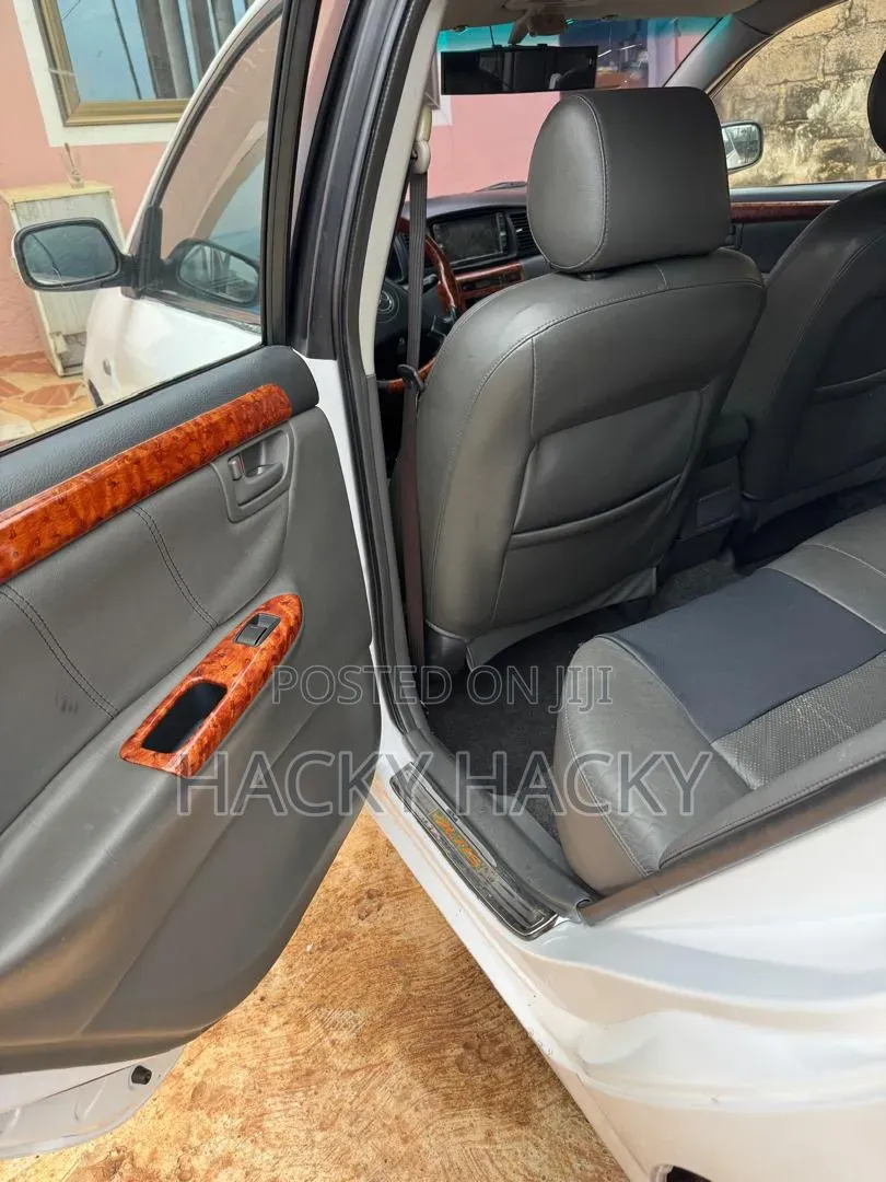 Toyota Corolla 2008 White