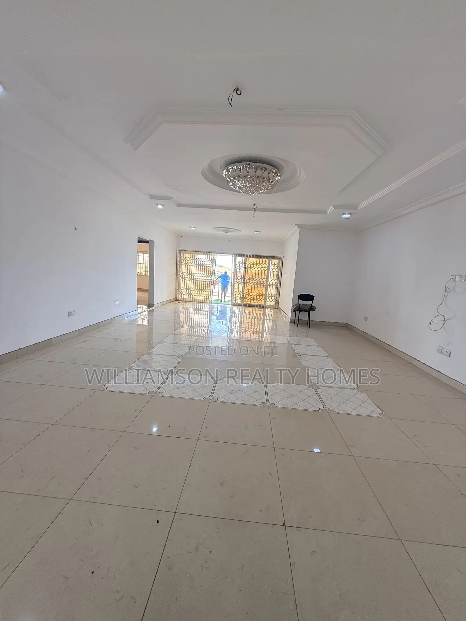 3bdrm Apartment in Coastal Estate Area, Spintex for rent
