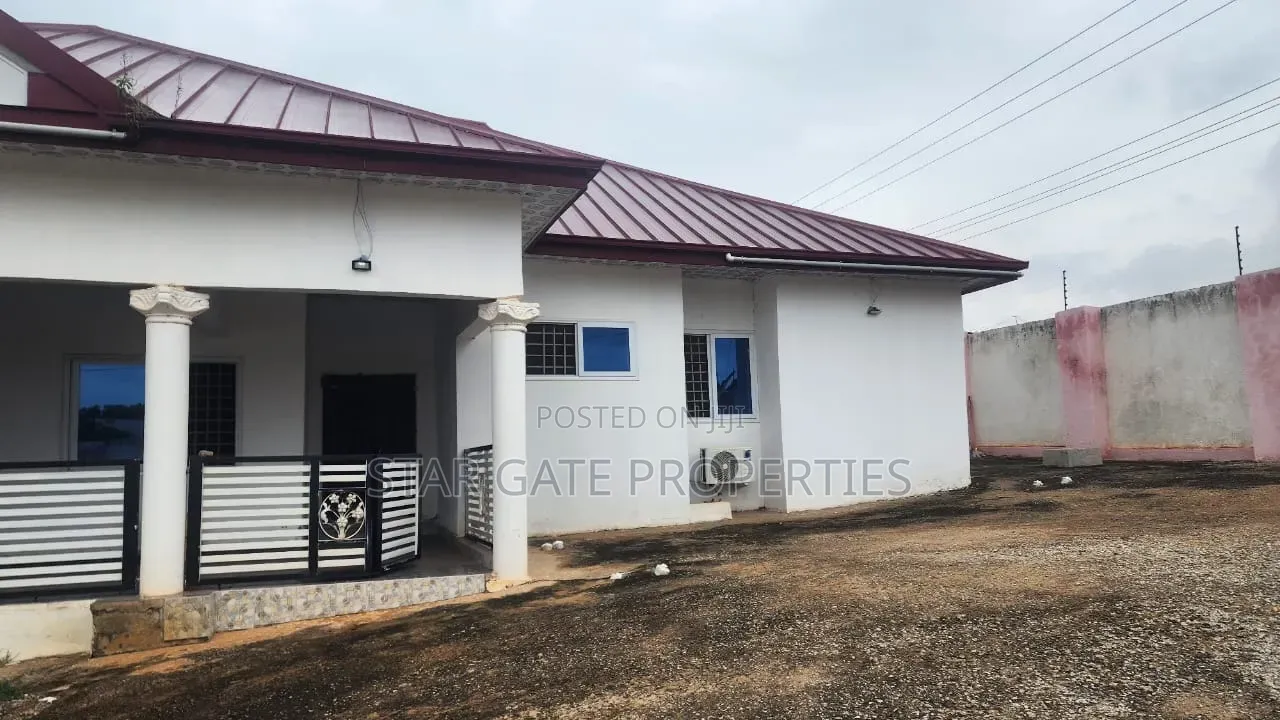4bdrm House in Atonsu Dompoase, Kumasi Metropolitan for rent