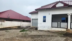 4bdrm House in Atonsu Dompoase, Kumasi Metropolitan for rent