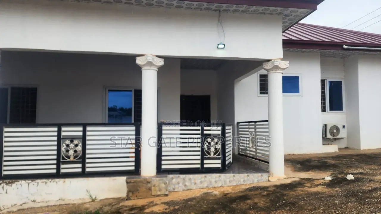4bdrm House in Atonsu Dompoase, Kumasi Metropolitan for rent