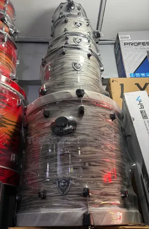 Mes 5-Piece Acoustic Drumset With Cymbals