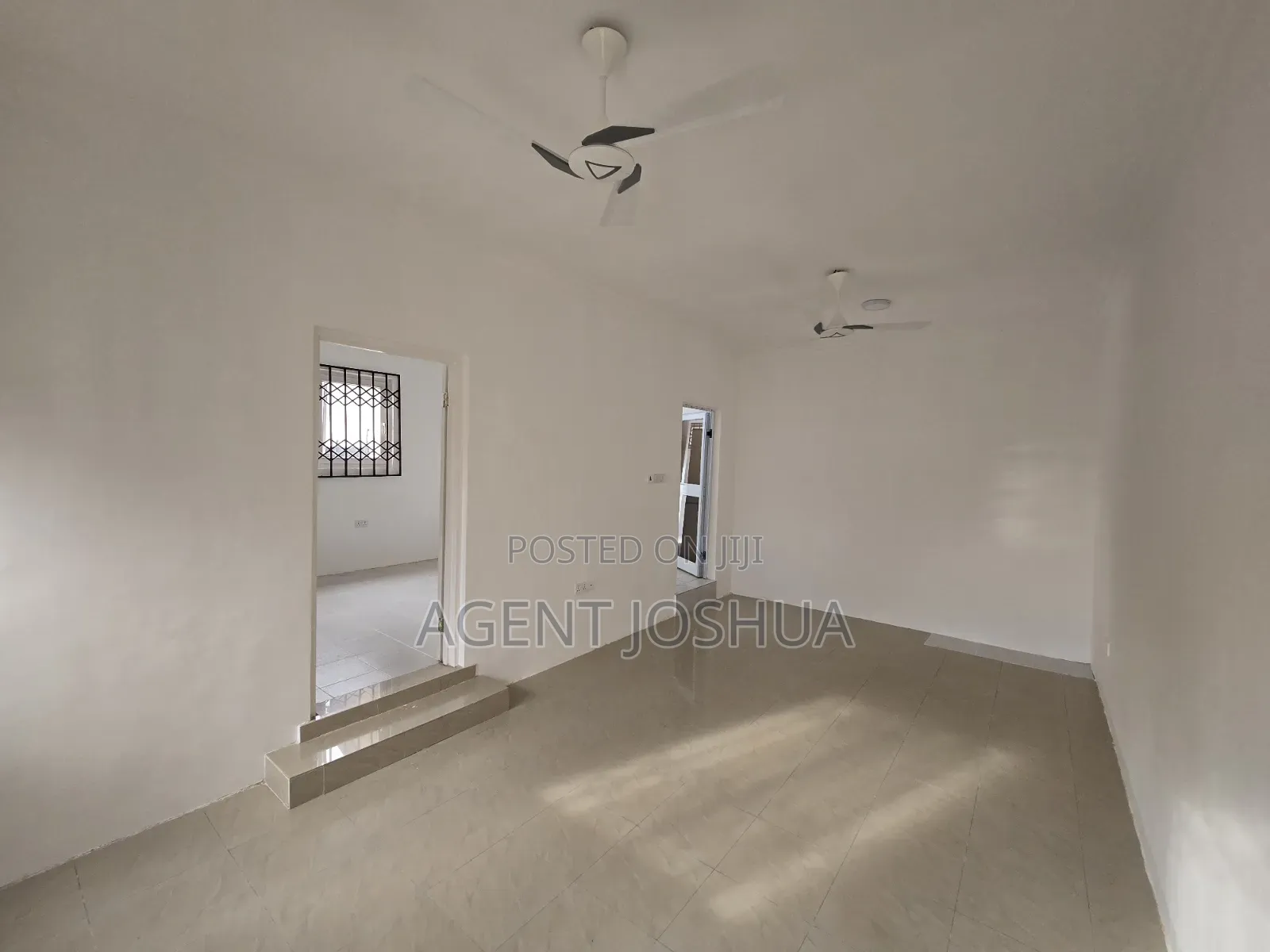 1bdrm Townhouse / Terrace in Manet Court Estate for rent