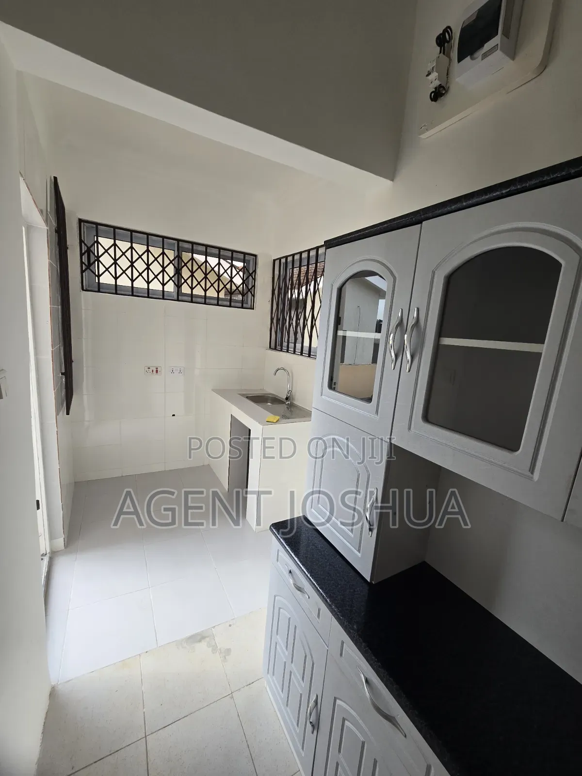 1bdrm Townhouse / Terrace in Manet Court Estate for rent