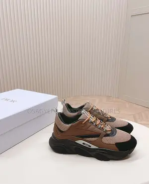 Dior B22-Style Luxury Sneaker