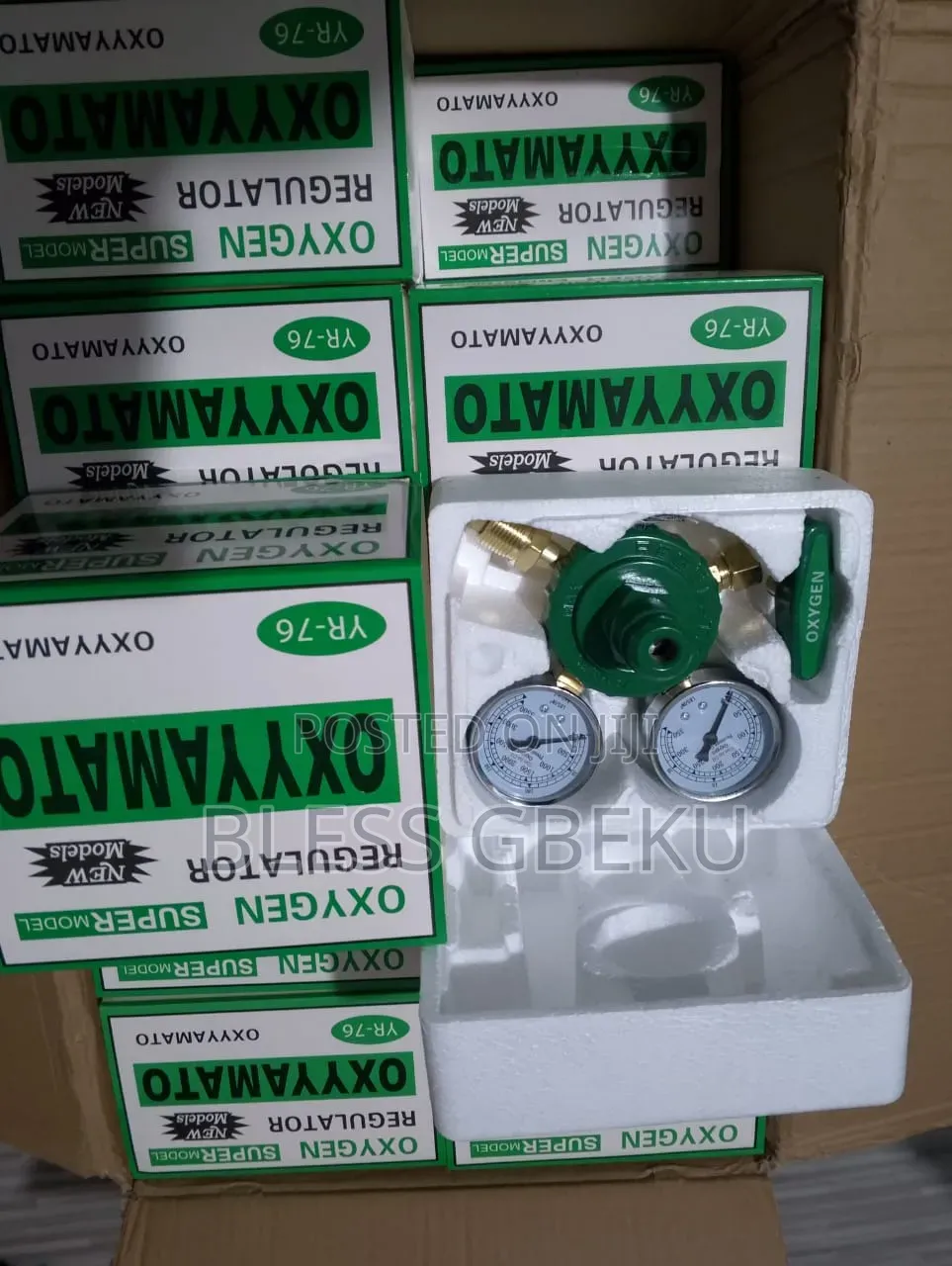 Oxygen Regulator