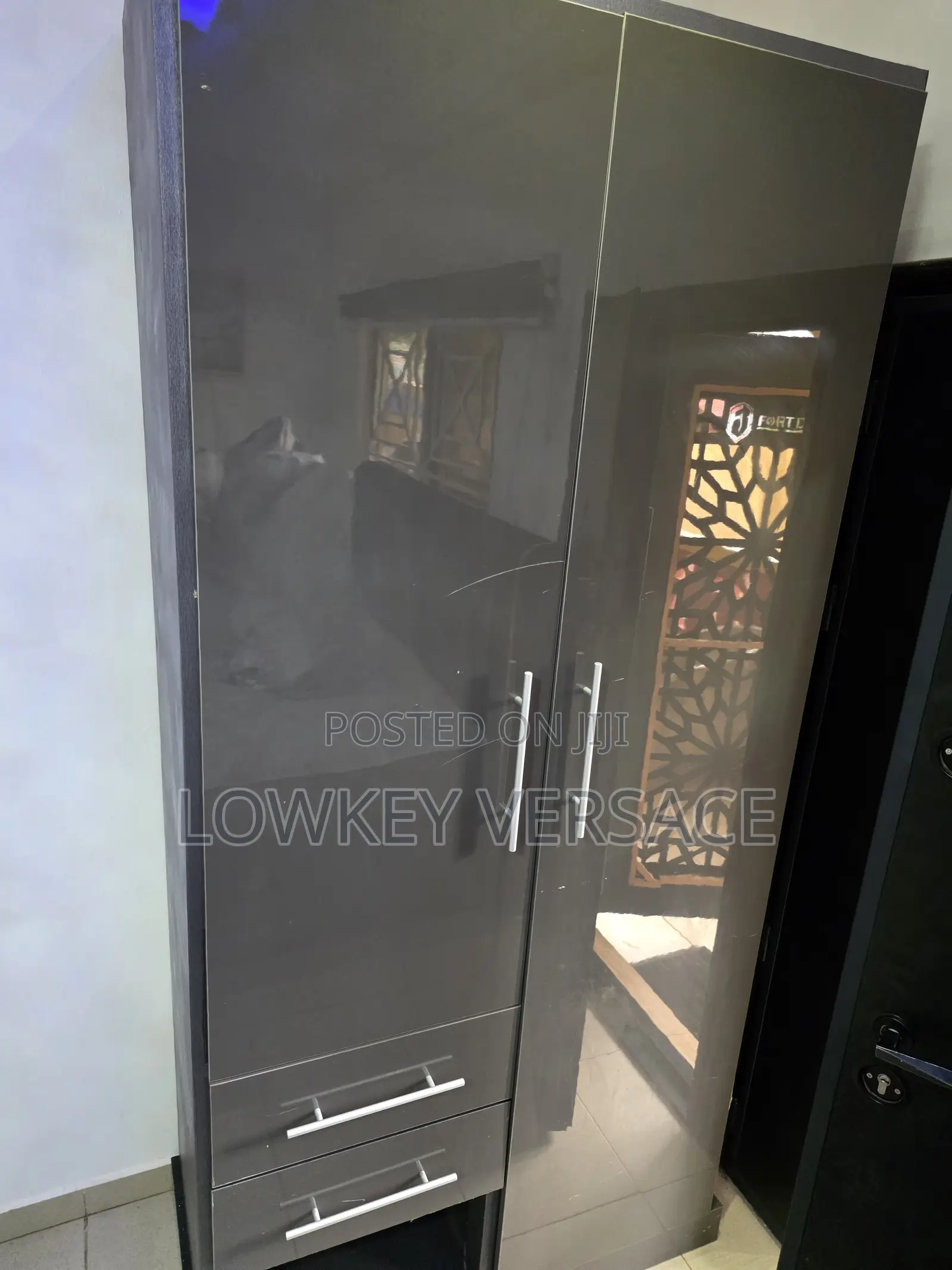 XXL Master Studio + DSTV/Starlink Internet+ Generator + Ps5+Serviced