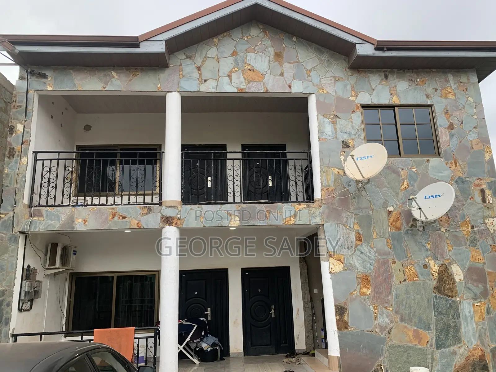 3bdrm Duplex in Community 25 for rent