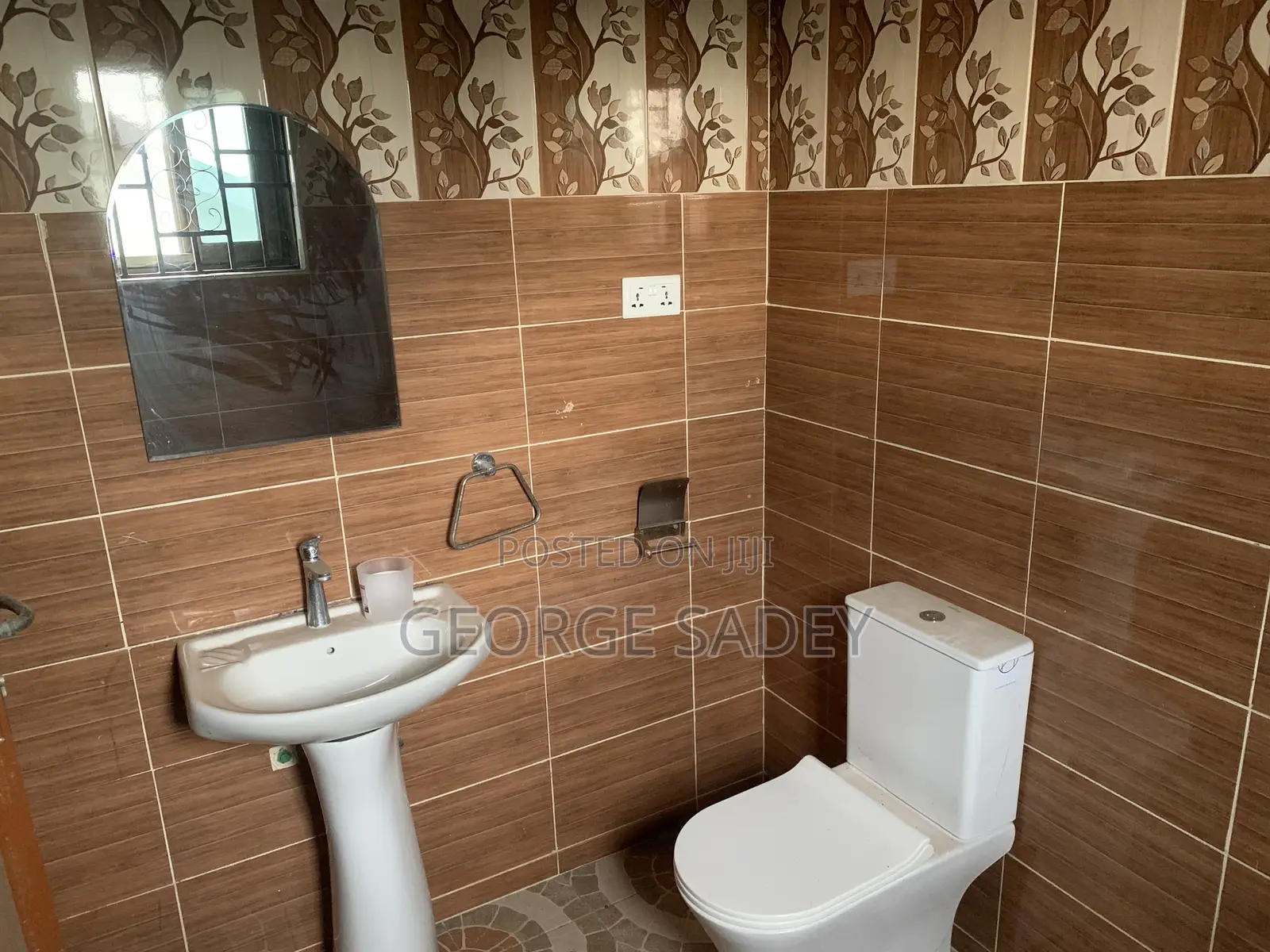 3bdrm Duplex in Community 25 for rent