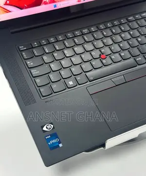New Laptop Lenovo 16GB Intel Core i7 SSD 512GB