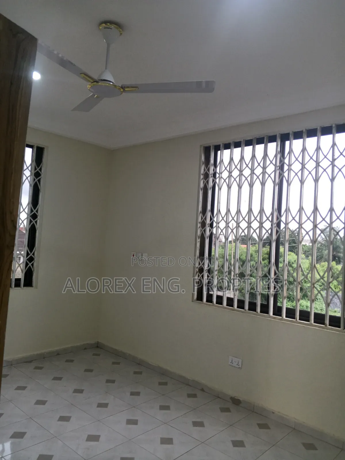 2bdrm Apartment in Adenta Amrahia, Frafraha for rent