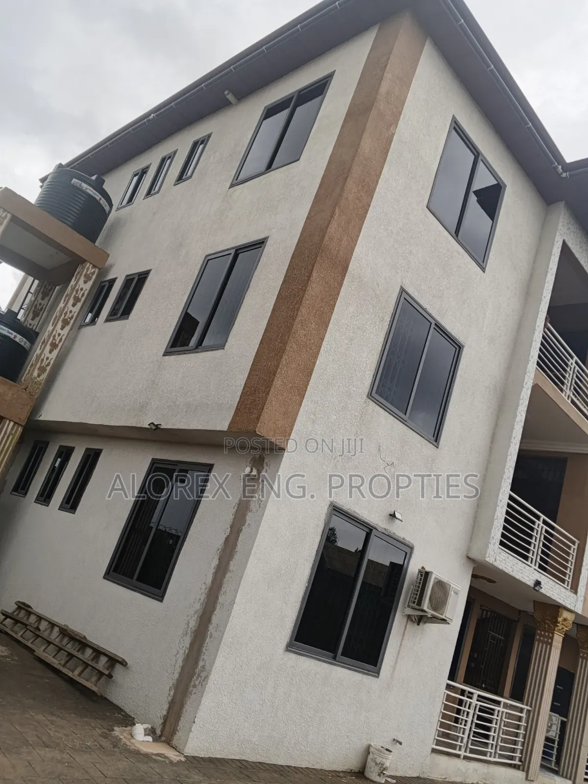 2bdrm Apartment in Adenta Amrahia, Frafraha for rent