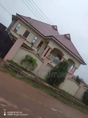 7bdrm House in Tech Anwomaso, Kumasi Metropolitan for sale