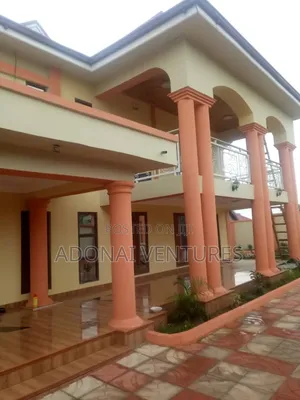 7bdrm House in Tech Anwomaso, Kumasi Metropolitan for sale