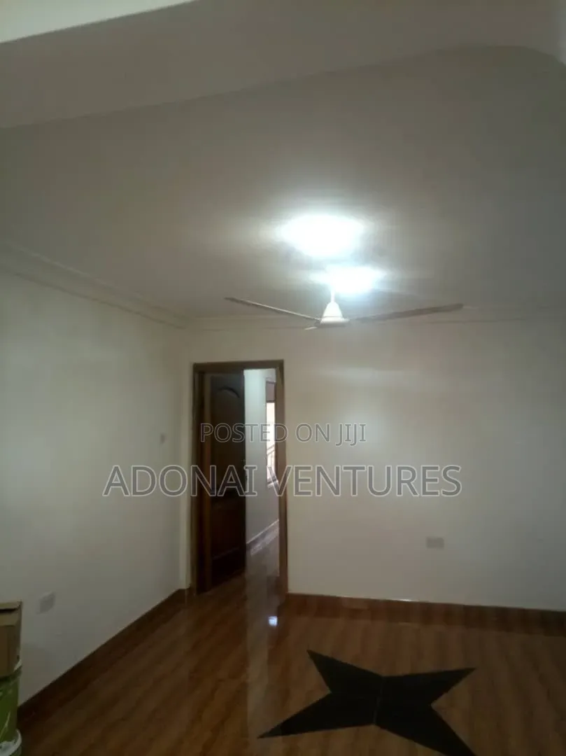 7bdrm House in Tech Anwomaso, Kumasi Metropolitan for sale