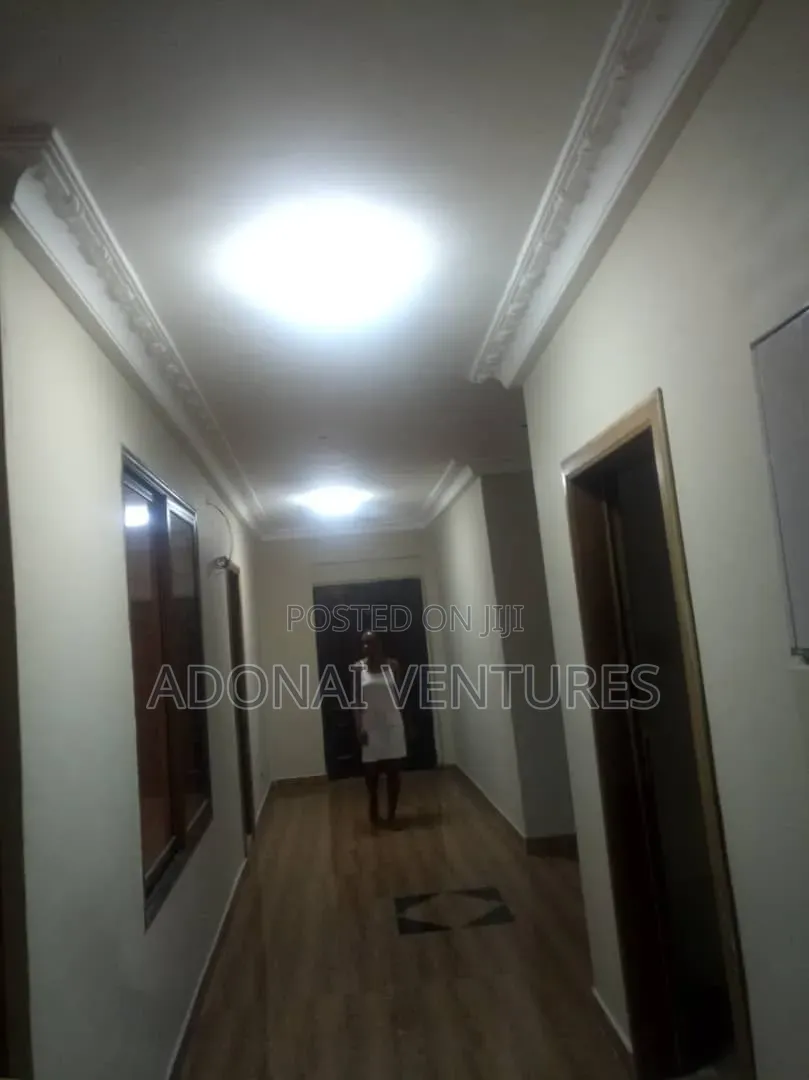 7bdrm House in Tech Anwomaso, Kumasi Metropolitan for sale