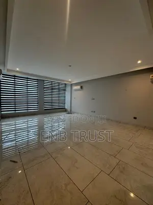 4bdrm Duplex in East Legon, American House for rent