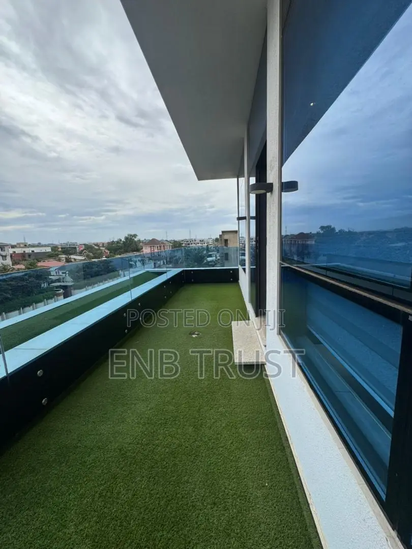 4bdrm Duplex in East Legon, American House for rent