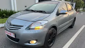 Toyota Belta 2011 Gray