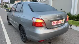 Toyota Belta 2011 Gray