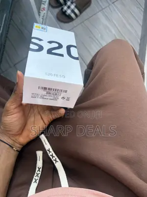 New Samsung Galaxy S20 FE 5G 128 GB Blue