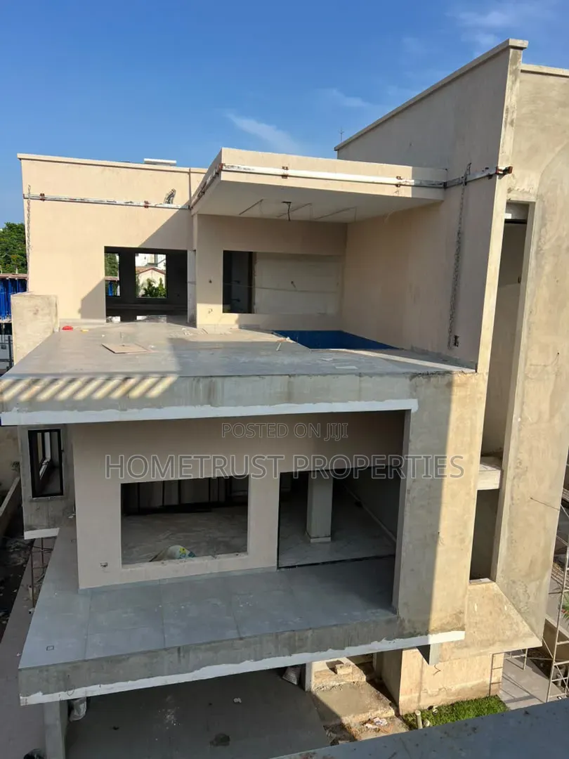 4bdrm Duplex in Cantonment, US Embassy Area for sale