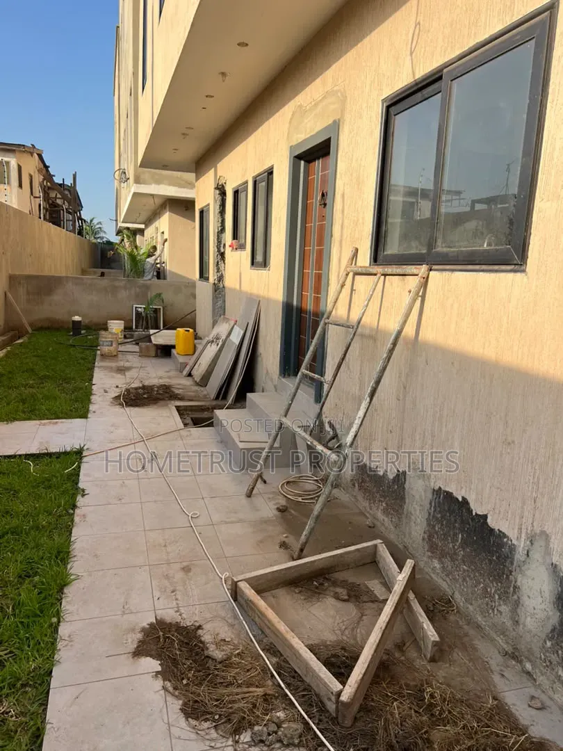 4bdrm Duplex in Cantonment, US Embassy Area for sale