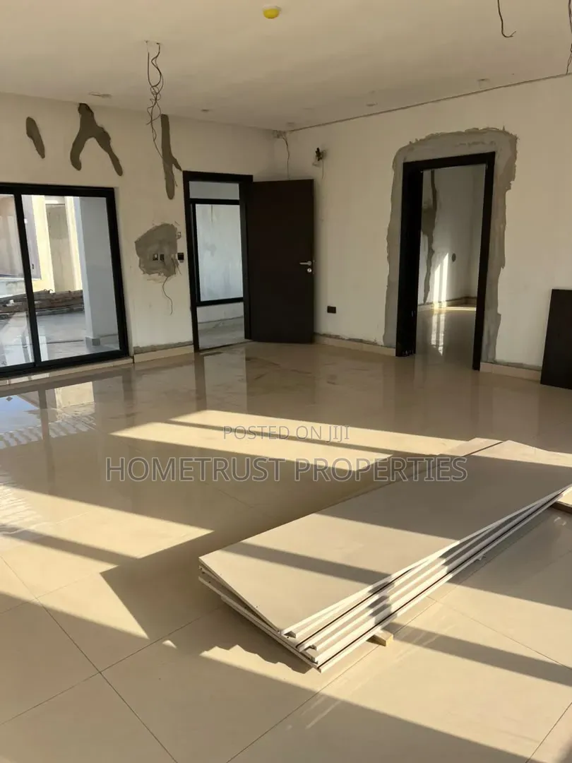 4bdrm Duplex in Cantonment, US Embassy Area for sale